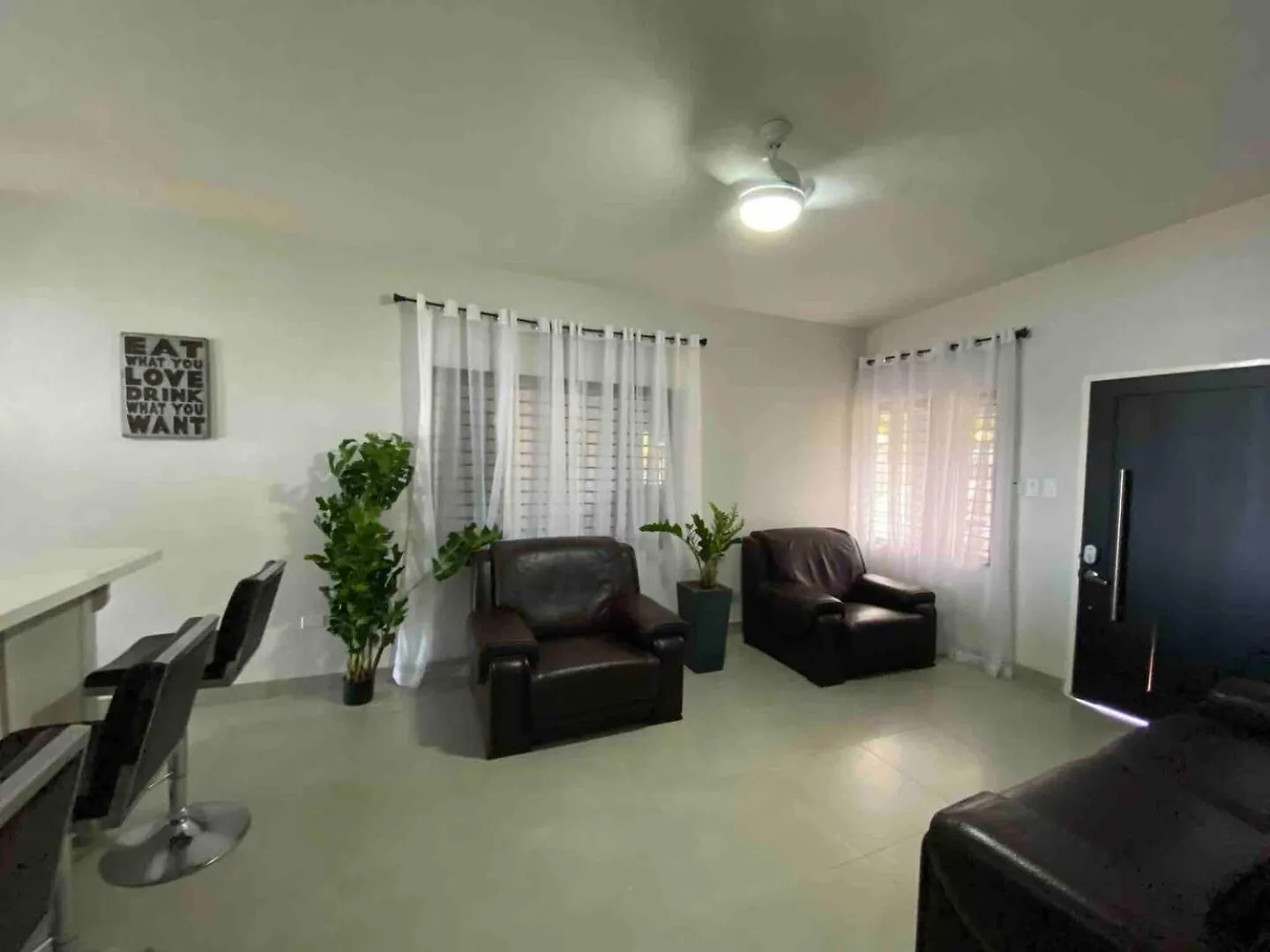 Landing Strip - West Wing Beach House 布莱克河 牙买加